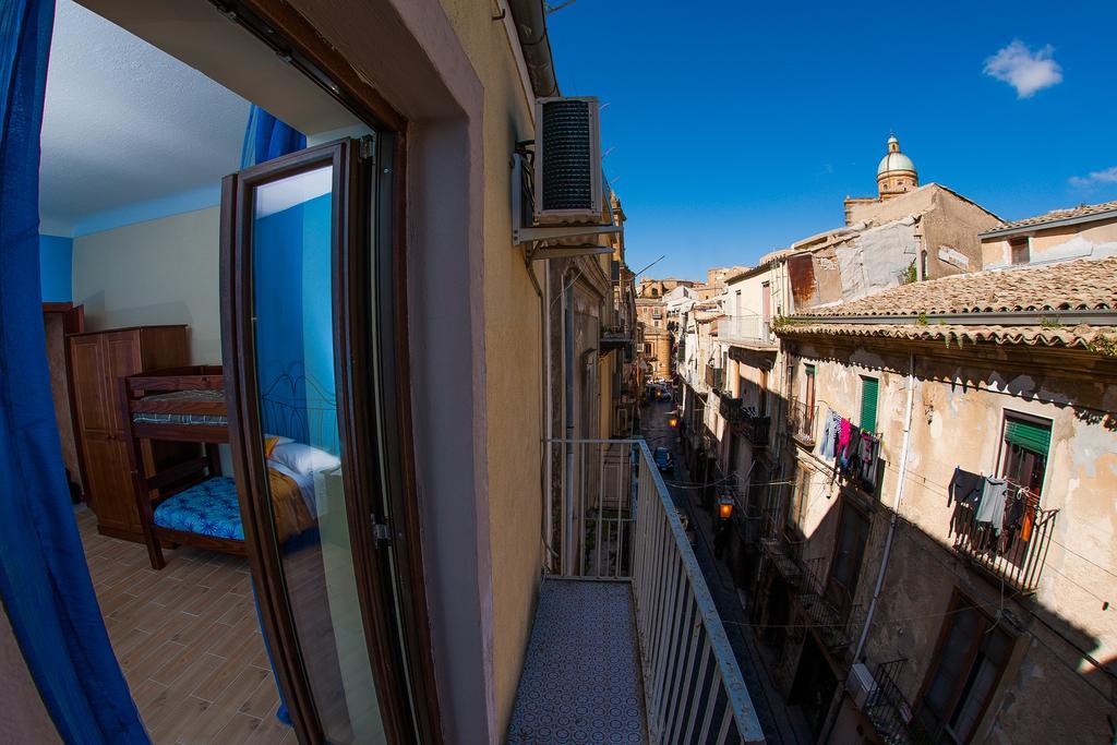 Umberto 33 Bed & Breakfast Piazza Armerina Phòng bức ảnh